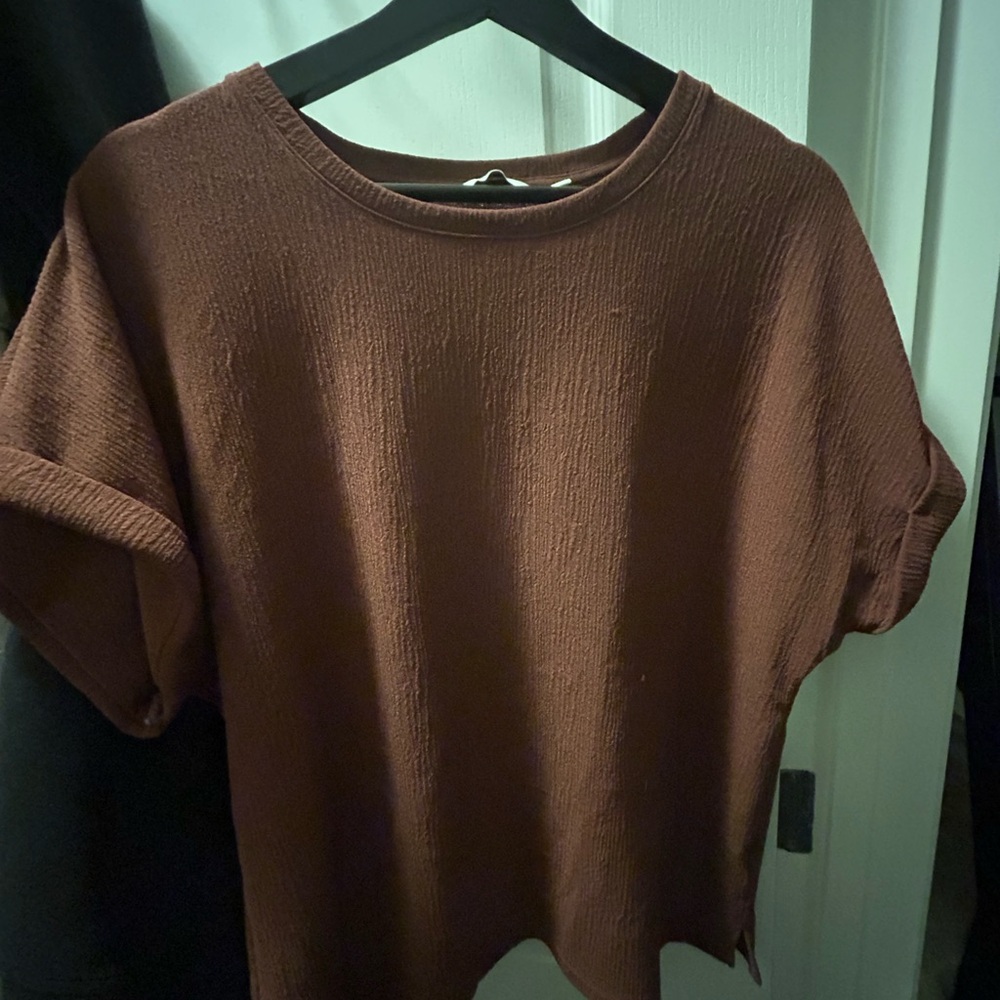 Reitmans Burnt Red Short Sleeve Top